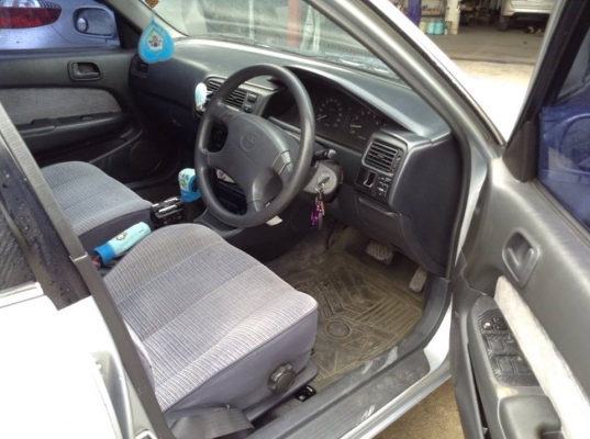 ขาย corolla 1.6 SEG ตัว Top ถุงลม เบรค ABS รถสวย เครื่องแน่น ไม่เคยติดแก๊ส