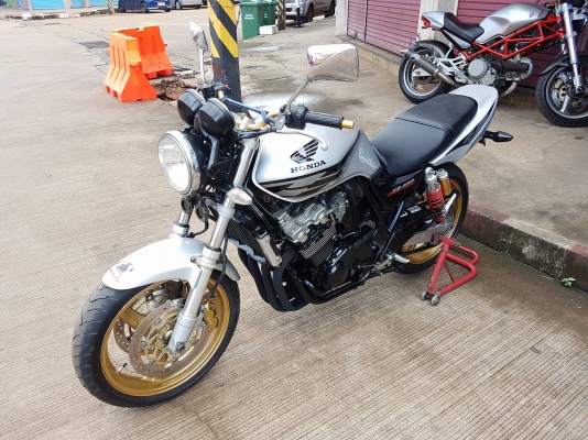 ขายแลกเทิร์นคับ HONDA CB400 TECH1 ปี2001 สีสวย ท่อแต่ง แฮนด์บาร์ อินวอยส์ สรรพสามิตร ราคา 79500 บาท ส่งได้ทั่วไทยคับ สนใจติดต่อ 081-0578282 FACEBOOK ชาญณรงค์ ป๊อป ชัยอมฤต ไอดีไลน์ POPBIGBIKESAKON คับ สนใจรถสวย ถูก ดี ต้อง POP BIGBIKE SAKONNAKHON