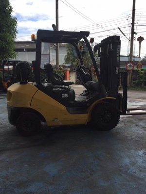 KOMAT'SU FG25T-17  SERIAL NO.-M225-311086 ปี2011