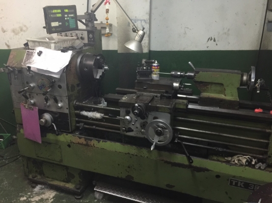 เครื่องกลึง ต้ากัง 6ฟุตพร้อมลิเนีย พร้อมใช้งาน เครื่องกลึง ต้ากัง 6ฟุตพร้อมลิเนีย พร้อมใช้งาน