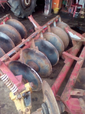 ผานไถ 5 - 6 ใบ