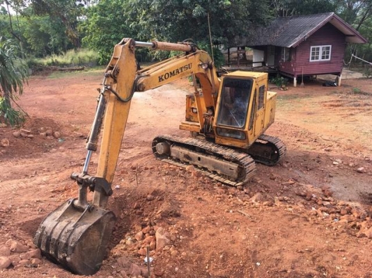 KOMATSU 100 รุ่น  2  (รถนอก ) เอกสาร  แอร์ เย็น  ราคา  360,000  บาท