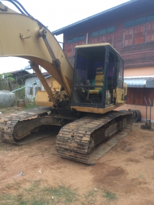 ขาย CAT    200 เก่านอก เครื่อง 6 BG เทอร์โบ ปั้มK 13รถสวย  พร้อมใช้งาน  ราคา 650,000 บาท