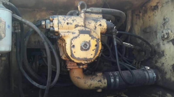 ขาย 785,000 KOMATSU PC200-6  เครื่องดี ปั้มแรง ไฟฟ้าครบ โช่หนา เอวแน่น เอกสารอินวอยท์ รถอยู่ จ.ร้อยเอ็ด 090-772-3710 090-772-3708