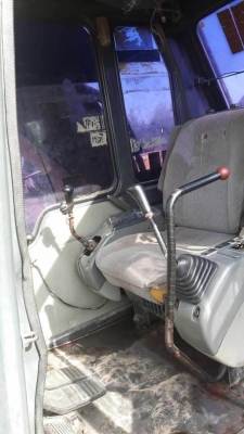 ขาย 785,000 KOMATSU PC200-6  เครื่องดี ปั้มแรง ไฟฟ้าครบ โช่หนา เอวแน่น เอกสารอินวอยท์ รถอยู่ จ.ร้อยเอ็ด 090-772-3710 090-772-3708