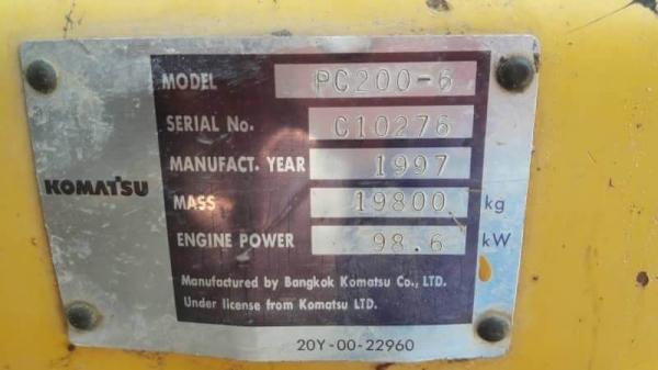 ขาย 785,000 KOMATSU PC200-6  เครื่องดี ปั้มแรง ไฟฟ้าครบ โช่หนา เอวแน่น เอกสารอินวอยท์ รถอยู่ จ.ร้อยเอ็ด 090-772-3710 090-772-3708