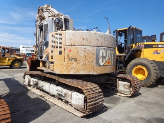 ขายรถแม็คโครสภาพสวย CATERPILLAR รุ่น 321 C ราคาไม่แพง