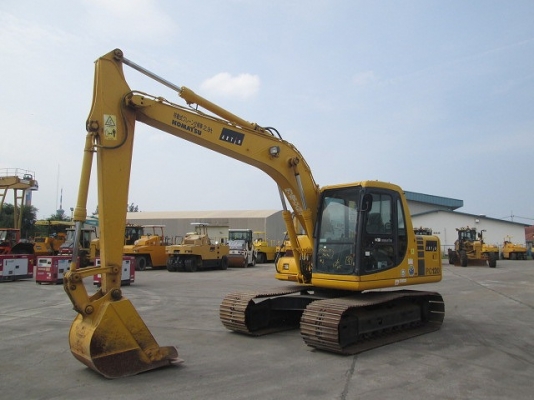 ขายรถขุด Komatsu PC120-6EO มือสองนำเข้าจากญี่ปุ่นแท้ สภาพสวย ชั่วโมงน้อย และยังไม่เคยใช้งานที่ไทย