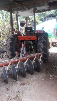 รถไถ  M5000 พร้อมใช้ อุปกร  ผานหน้า+ ผานหล้ง ราคา เบฯฯ  215000  บาท    วันทูคอล 0986683479 dtac 0991751349 สิทธิ์ คับ