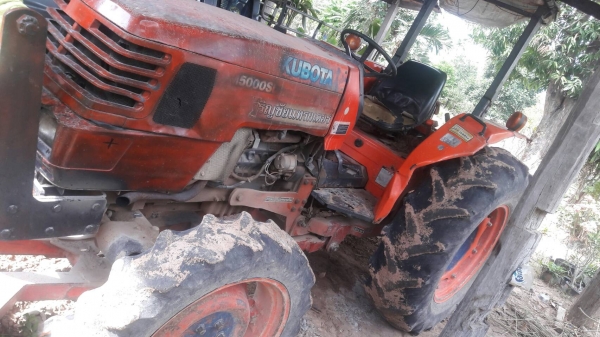 รถไถ  M5000 พร้อมใช้ อุปกร  ผานหน้า+ ผานหล้ง ราคา เบฯฯ  215000  บาท    วันทูคอล 0986683479 dtac 0991751349 สิทธิ์ คับ