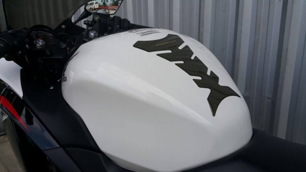 CBR150 ใหม่เอี่ยม ไมล์น้อย ราคาเหมือนลายเก่า เดิมๆขี่นิ่มเลยครับ CBR150 ใหม่เอี่ยม ไมล์น้อย ราคาเหมือนลายเก่า เดิมๆขี่นิ่มเลยครับ