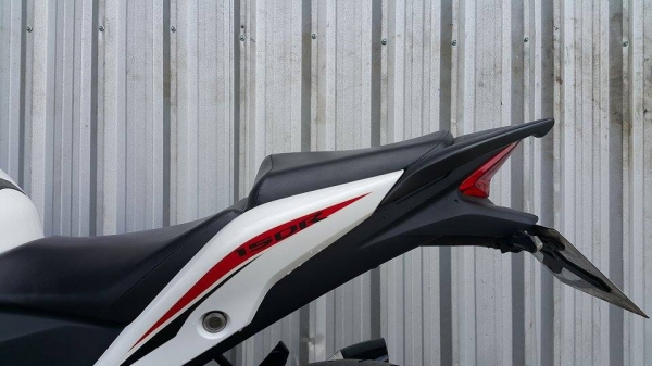 CBR150 ใหม่เอี่ยม ไมล์น้อย ราคาเหมือนลายเก่า เดิมๆขี่นิ่มเลยครับ CBR150 ใหม่เอี่ยม ไมล์น้อย ราคาเหมือนลายเก่า เดิมๆขี่นิ่มเลยครับ