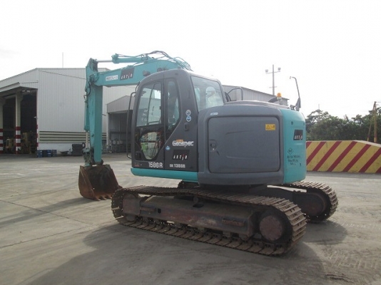 ขายรถขุด Kobelco SK135SR-2 ปี 2009 มือสองนำเข้าจากญี่ปุ่นแท้ สภาพสวย ยังไม่เคยใช้งานที่ไทย