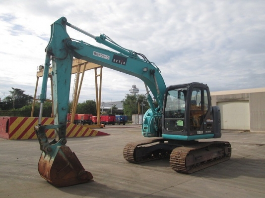 ขายรถขุด Kobelco SK135SR-2 ปี 2009 มือสองนำเข้าจากญี่ปุ่นแท้ สภาพสวย ยังไม่เคยใช้งานที่ไทย