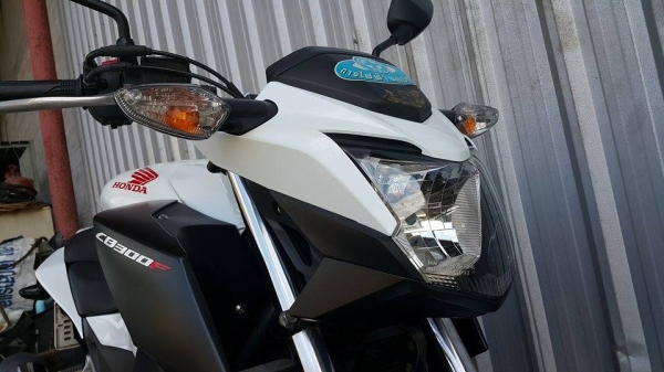 CB300F ราคา PCX รถปี 57 สวยไม่ล้มไม่ชนพร้อมใช้ เครื่องเดิมขี่นิ่ม CB300F ราคา PCX รถปี 57 สวยไม่ล้มไม่ชนพร้อมใช้ เครื่องเดิมขี่นิ่ม