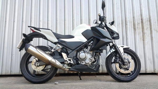 CB300F ราคา PCX รถปี 57 สวยไม่ล้มไม่ชนพร้อมใช้ เครื่องเดิมขี่นิ่ม CB300F ราคา PCX รถปี 57 สวยไม่ล้มไม่ชนพร้อมใช้ เครื่องเดิมขี่นิ่ม