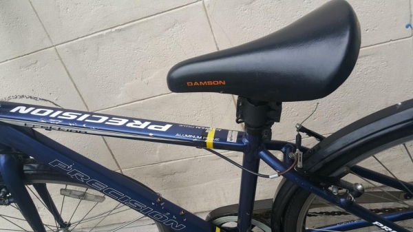 ขายจักรยาน precision trekking เฟรม aluminaim sie 430เดิมๆ แท้ขายราคา : 3,800บาทโทร : 081 581 8666