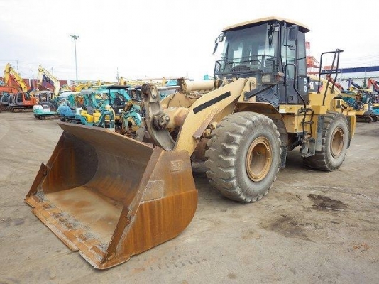 ขายรถตักล้อยาง CAT 962H รถนอกนำเข้าจากญี่ปุ่น สภาพสวยพร้อมใช้งาน มีVDOการทำงานครับ ขายรถตักล้อยาง CAT 962H รถนอกนำเข้าจากญี่ปุ่น สภาพสวยพร้อมใช้งาน มีVDOการทำงานครับ