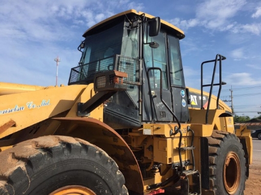 ขายรถตักล้อยาง CAT 962H รถนอกนำเข้าจากญี่ปุ่น สภาพสวยพร้อมใช้งาน มีVDOการทำงานครับ ขายรถตักล้อยาง CAT 962H รถนอกนำเข้าจากญี่ปุ่น สภาพสวยพร้อมใช้งาน มีVDOการทำงานครับ
