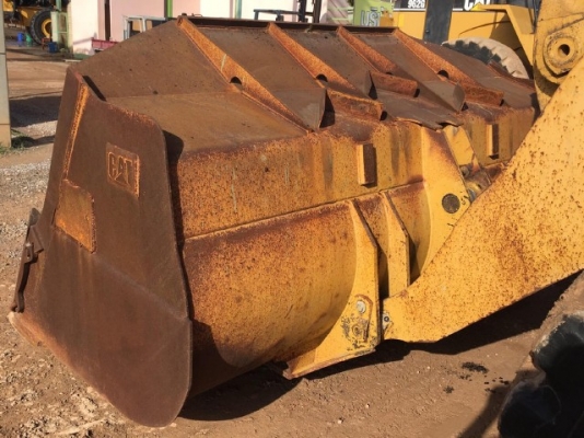 ขายรถตักล้อยาง CAT 962H รถนอกนำเข้าจากญี่ปุ่น สภาพสวยพร้อมใช้งาน มีVDOการทำงานครับ ขายรถตักล้อยาง CAT 962H รถนอกนำเข้าจากญี่ปุ่น สภาพสวยพร้อมใช้งาน มีVDOการทำงานครับ