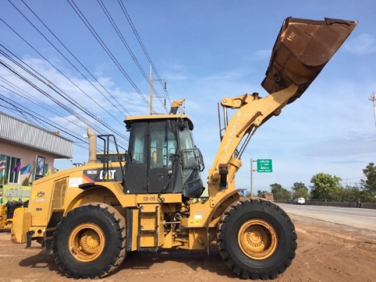 ขายรถตักล้อยาง CAT 962H รถนอกนำเข้าจากญี่ปุ่น สภาพสวยพร้อมใช้งาน มีVDOการทำงานครับ ขายรถตักล้อยาง CAT 962H รถนอกนำเข้าจากญี่ปุ่น สภาพสวยพร้อมใช้งาน มีVDOการทำงานครับ