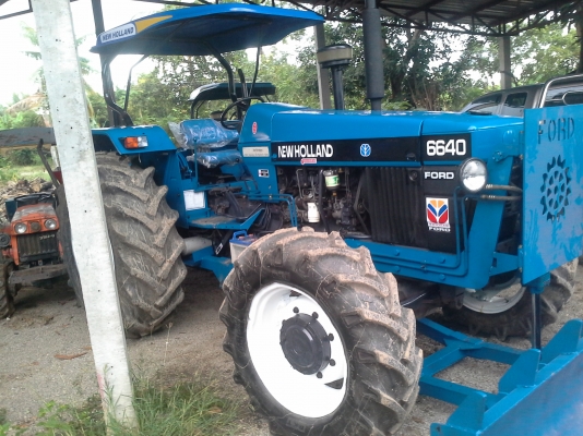 ขายฟอรด์ 6640 คานนิวฮอแลนด้นหน้าเอกสารเล่มทะเบียนพร้อมใช้