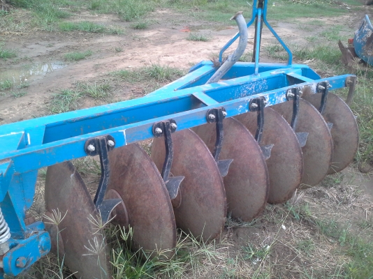 ขายฟอรด์ 6640 คานนิวฮอแลนด้นหน้าเอกสารเล่มทะเบียนพร้อมใช้