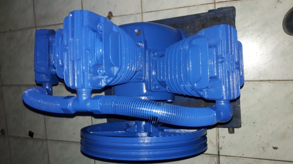 ขายหัวปั๊มลมpuma 5แรง สภาพใหม่ พร้อมใช้งาน ขายหัวปั๊มลมpuma 5แรง สภาพใหม่ พร้อมใช้งาน