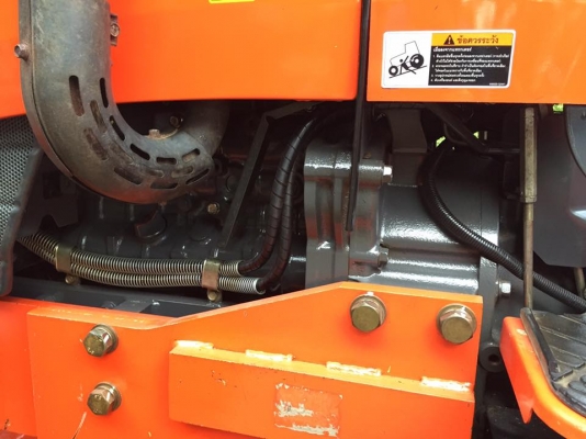 ขายรถไถ Kubota M7040 (4WD) พร้อมดันหน้า ผานพรวนช้าง รถสวย พร้อมใช้งานครับ