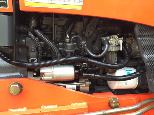 ขายรถไถ Kubota M7040 (4WD) พร้อมดันหน้า ผานพรวนช้าง รถสวย พร้อมใช้งานครับ