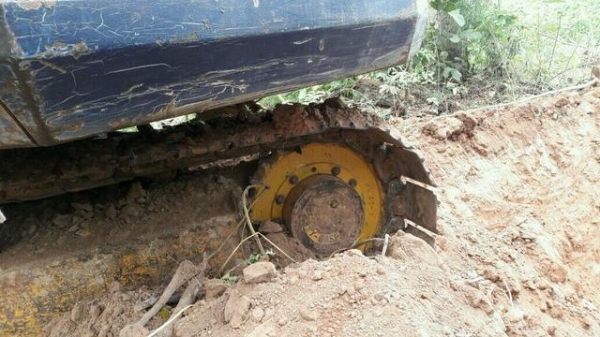 ขาย KOMATSU PC 60 รุ่น 5  รถสวยๆทำงานทุกวัน  ต้องการเปลี่ยนรุ่นใหญ่ ขาย ราคา 320,000 บาท