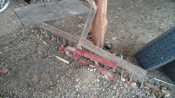 รถไถ่เดินตามเครื่องRT120 แรง โครงสยาม3เกียร์ อุปกรณ์มี พาล ล้อเห,้กคราด