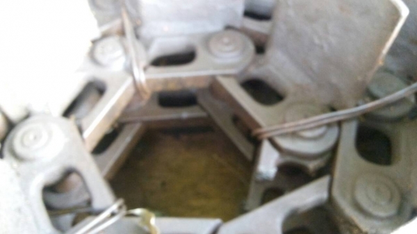 ขายโซ่ รถแมคโคเล็ก รุ่น 20-30 เก่านอกสภาพตามรูปคับ ขายไม่แพง