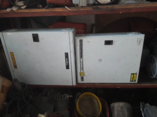 ขาย !! ตู้ไฟSQUARE.D 2ใบ ราคา2009