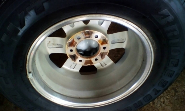 ล้อออนิวIsuzu ขอบ16 พร้อมยางดอกตรูมๆ