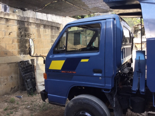 ขายด่วน รถ6ล้อดั๊มพ์ รุ่น isuzu npr59lk   เครื่อง 4BD1 -115ccขาย380,000$