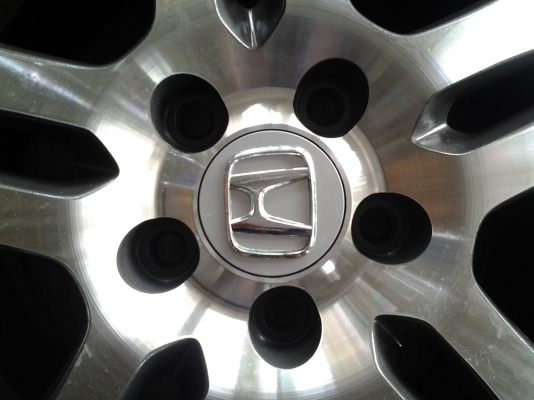 แม็กHonda ขอบ15 5รู114 ใส่ แครี่ วีโก้