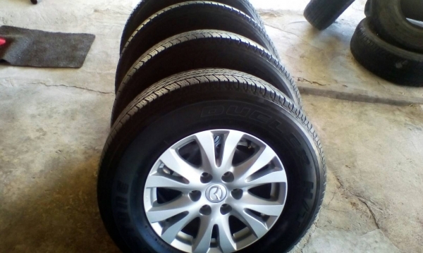 แม็กมาสด้า BT50 ขอบ17 พร้อมยาง