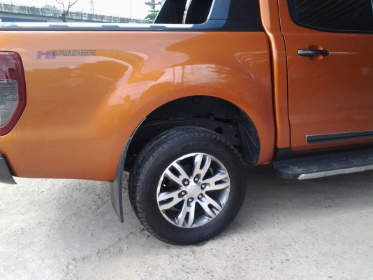 ล้อแม็ก FORD everest ขอบ 18 พร้อมยางใหม่ๆ