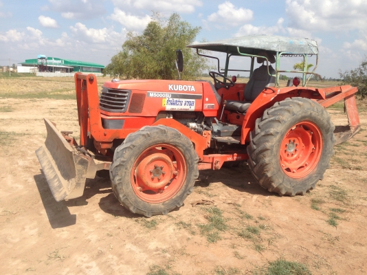 ขายรถไถ KUBOTA M5000 เครื่องดี สภาพสวยเดิมๆ ( ราคา 285,000 บาท ) (มีภาพวีดีโอ) พร้อมอุปกรณ์ 2 รายการ