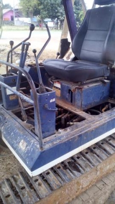 รถแมคโคโคมัสสุpc30