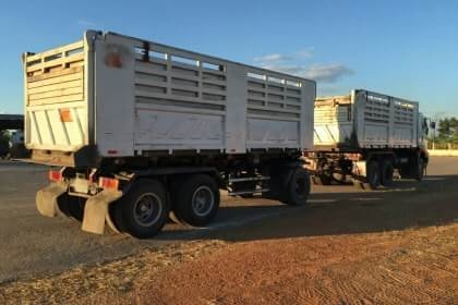 ขาย 2,650,000 ISUZU 360 ปี.56 รถสวย   22 ล้อ แม่ดั้ม-ลูกดั้ม 3 คาน สามมิตรลอนเฉียง วิ่งน้อย รถอยู่ จ.กาฬสินธุ  090-772-3710 090-772-3708