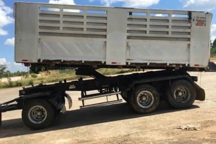 ขาย 2,650,000 ISUZU 360 ปี.56 รถสวย   22 ล้อ แม่ดั้ม-ลูกดั้ม 3 คาน สามมิตรลอนเฉียง วิ่งน้อย รถอยู่ จ.กาฬสินธุ  090-772-3710 090-772-3708