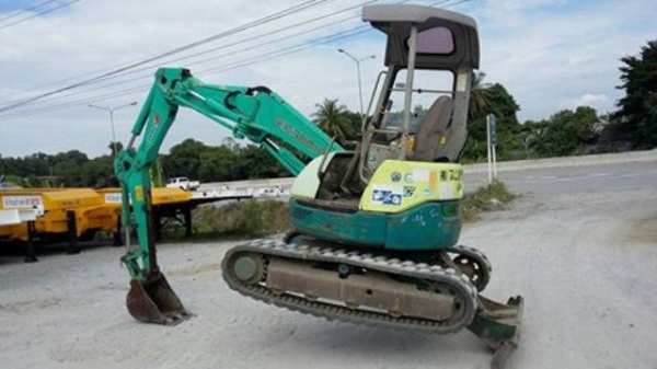 รถขุด Yanmar รุ่น B3-3A เก่าญี่ปุ่นแท้