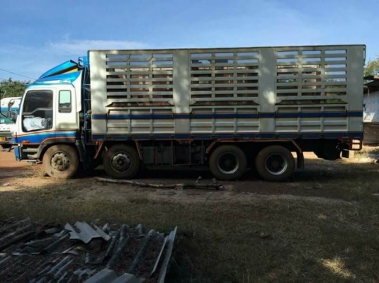 ขาย 1,350,000 ISUZU จิก้า  ปี.54 เครื่อง 6WA1-360 แรงขายรถพ่วงไม่ดั้ม 24 ล้อ แม่-ลูกกระบะเหล็กคอกเกษตรไม่ดั้ม อุ่.มีโชครุ่งเรืองกิจ 7 เกียร์  รถมี 9 พ่วง รถอยู่ จ.นครราชสีมา  090-772-3710 090-772-3708