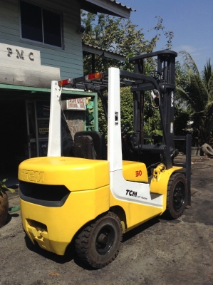 +++ ขายโฟล์คลิฟท์  T.C.M. FD30  ขนาด  3  ตัน  เครื่องยนต์ดีเซล  เสา  4  เมตร  เกียร์ออโตเมติค   งา 1,220  มม.  ยางตันใหม่ครับ