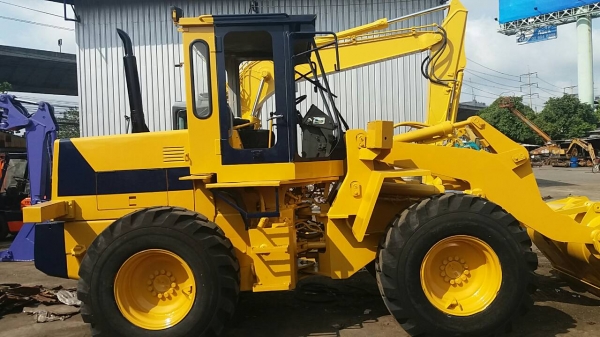 ขายรถตักล้อยางKOMATSU WA100-1