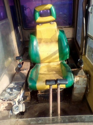 ขายรถแบคโค CAT E200B รถสภาพดีพร้อมใช้งาน ราคา650,000 สนใจโทร 090-8588220คุณนะ 093-3258446คุณบิว หรือเข้าดูสินค้าอื่นๆได้ที่ www.narong2truck.com หรือ www.truck.in.th/498 หรือเพจFacebook ณรงค์ ซื้อขายรถมือสอง (เว็บไซต์ส่วนตัว) หรือFacebook คุณนะ รถบรรทุก ขายรถแบคโค CAT E200B รถสภาพดีพร้อมใช้งาน ราคา650,000 สนใจโทร 090-8588220คุณนะ 093-3258446คุณบิว หรือเข้าดูสินค้าอื่นๆได้ที่ www.narong2truck.com หรือ www.truck.in.th/498 หรือเพจFacebook ณรงค์ ซื้อขายรถมือสอง (เว็บไซต์ส่วนตัว) หรือFacebook คุณนะ รถบรรทุก