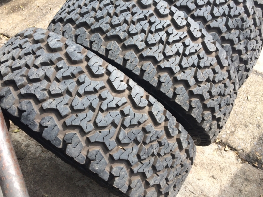 มือ2 All-Terrain Maxxis Bravo A/T-980 265 70 r16 สวย