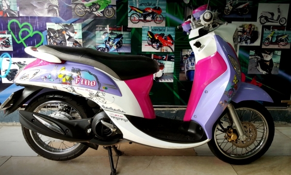 fino 115 i สีม่วงขาว รถบ้าน สภาพดีสีสวย ระบบหัวฉีดประหยัดน้ำมัน ผ่อนไม่ได้ 24900